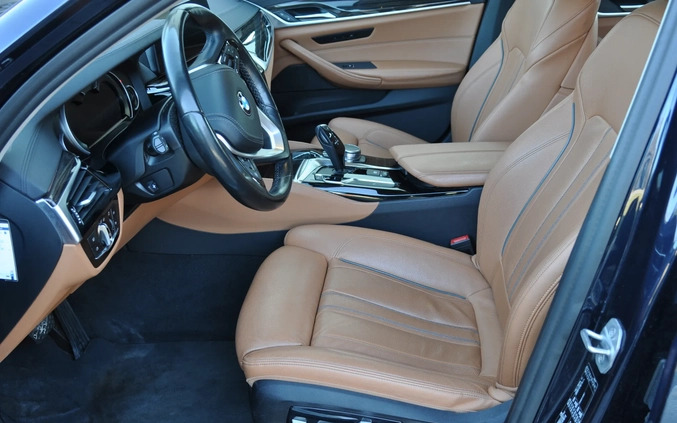 BMW Seria 5 cena 111500 przebieg: 157716, rok produkcji 2017 z Obrzycko małe 407